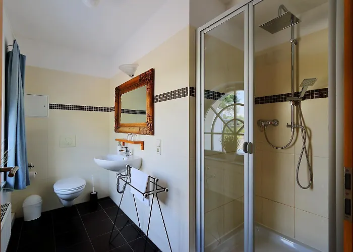 Pensionat Elbzollhaus 3*