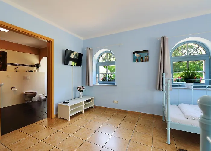 Πανσιόν Elbzollhaus 3*